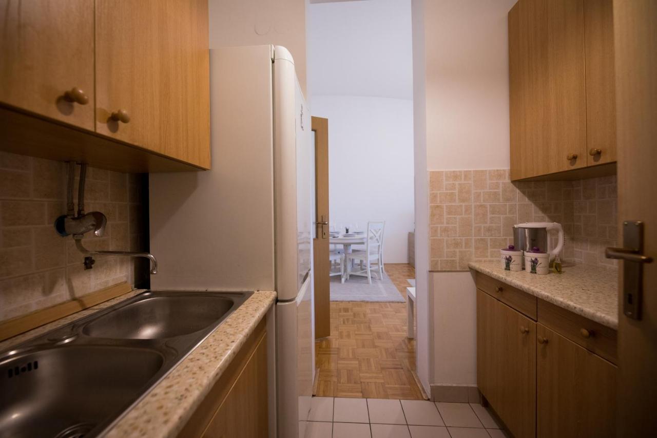Апартаменты Apartman Ana Осиек Экстерьер фото